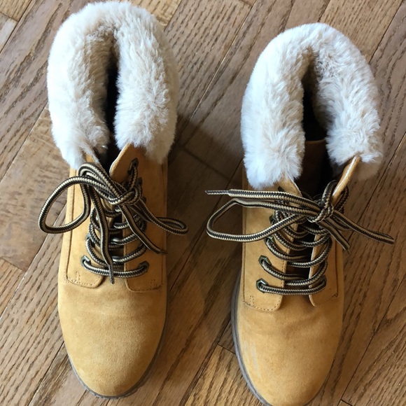 Women’s boots size 8m - Picture 6 of 10